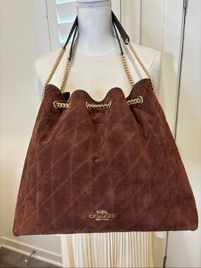 Coach Evelyn Large Suede Shoulder Bag with Quilting Brown Maple New